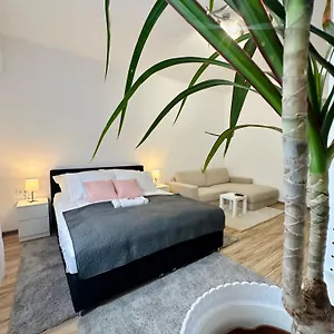 apt-mate-gold.szeged-hotels.com/