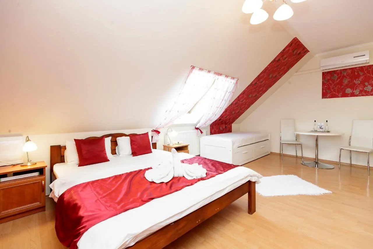 公寓 Almafa Apartmanhaz 埃格尔